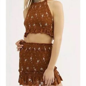 Free People Boho Brown Floral Halter Top – Tie Neck/Back – XS